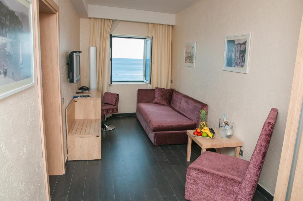 Hotel Astoria Budva Exteriér fotografie