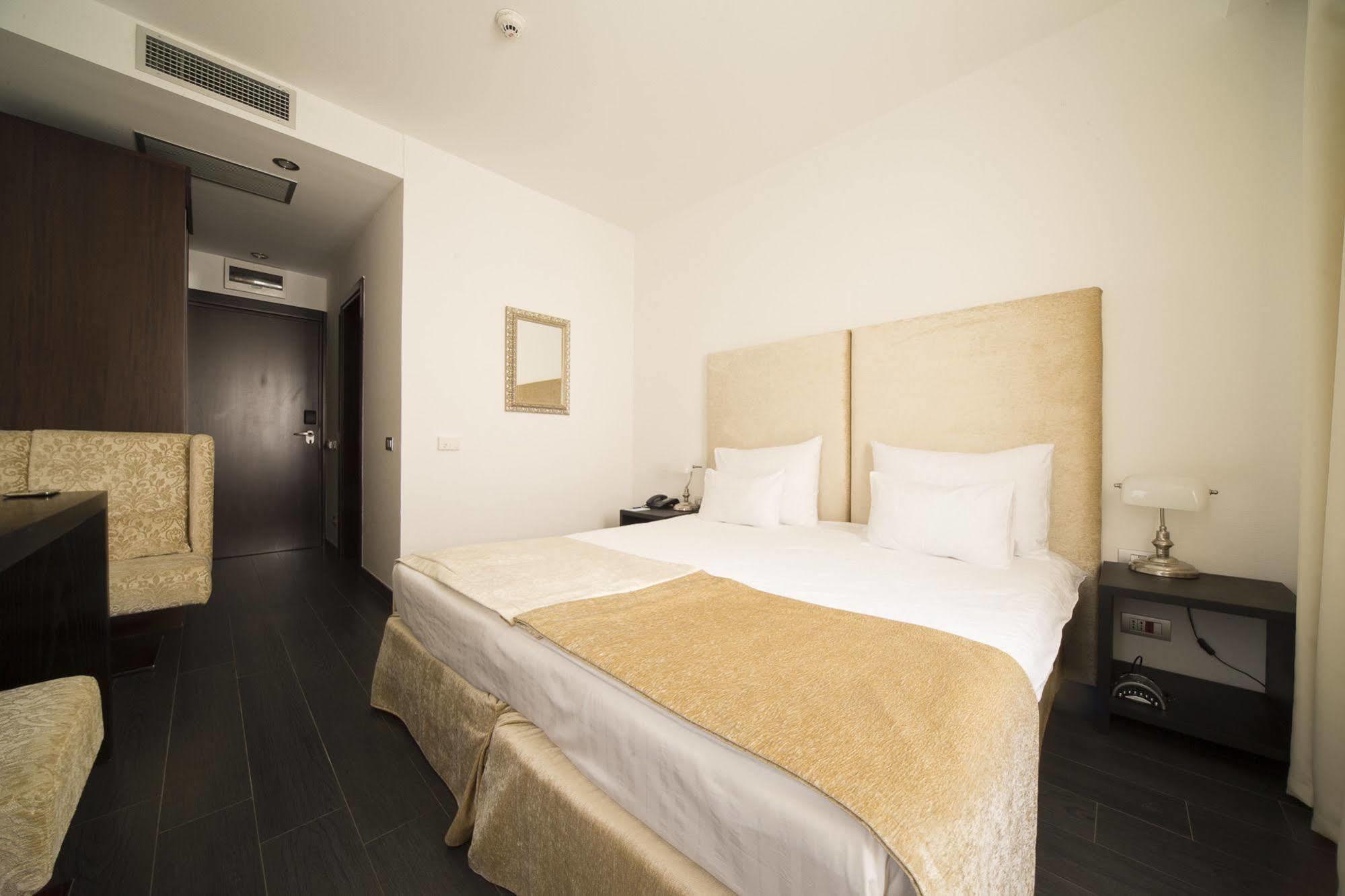 Hotel Astoria Budva Exteriér fotografie